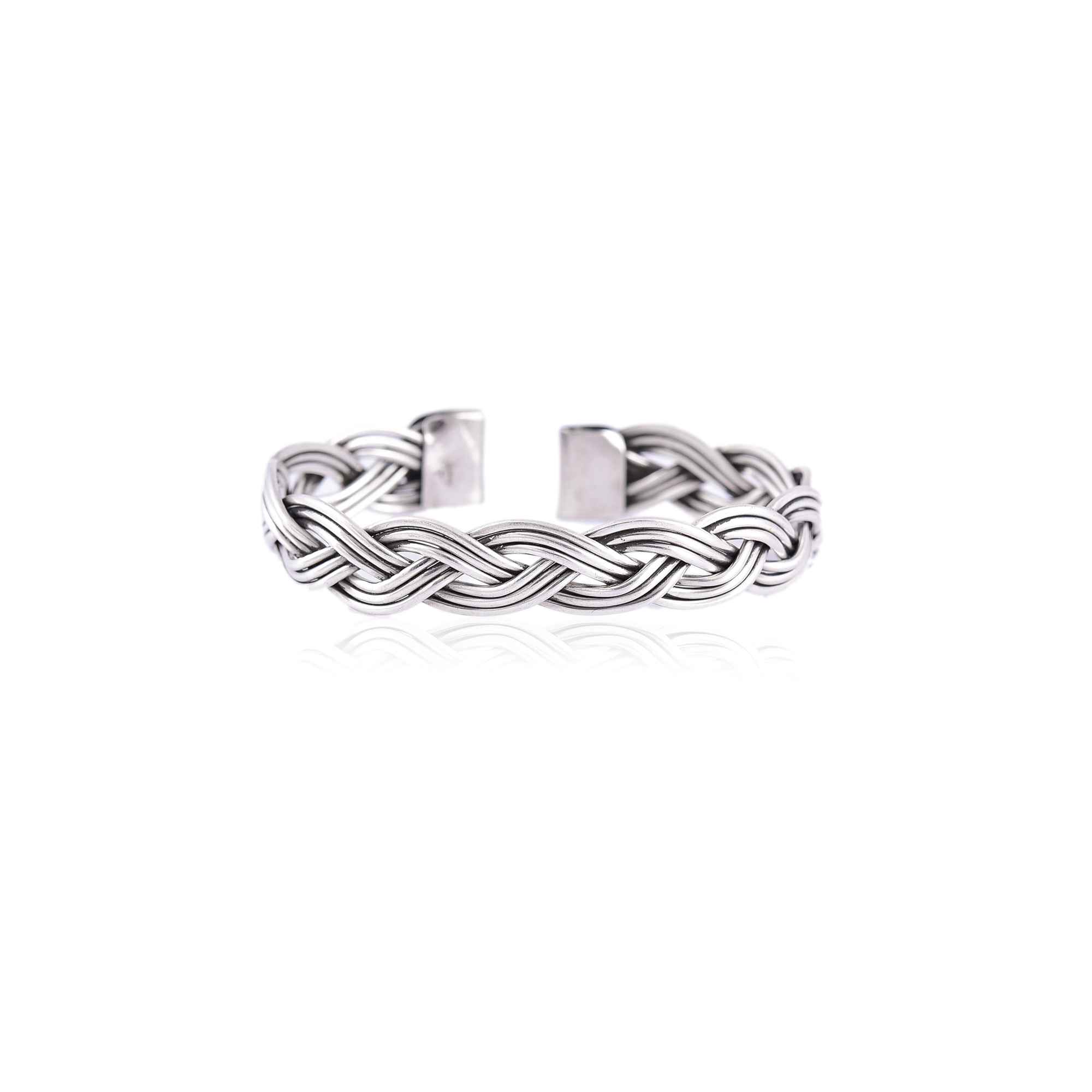 Silver twisted cuff :SKU7448