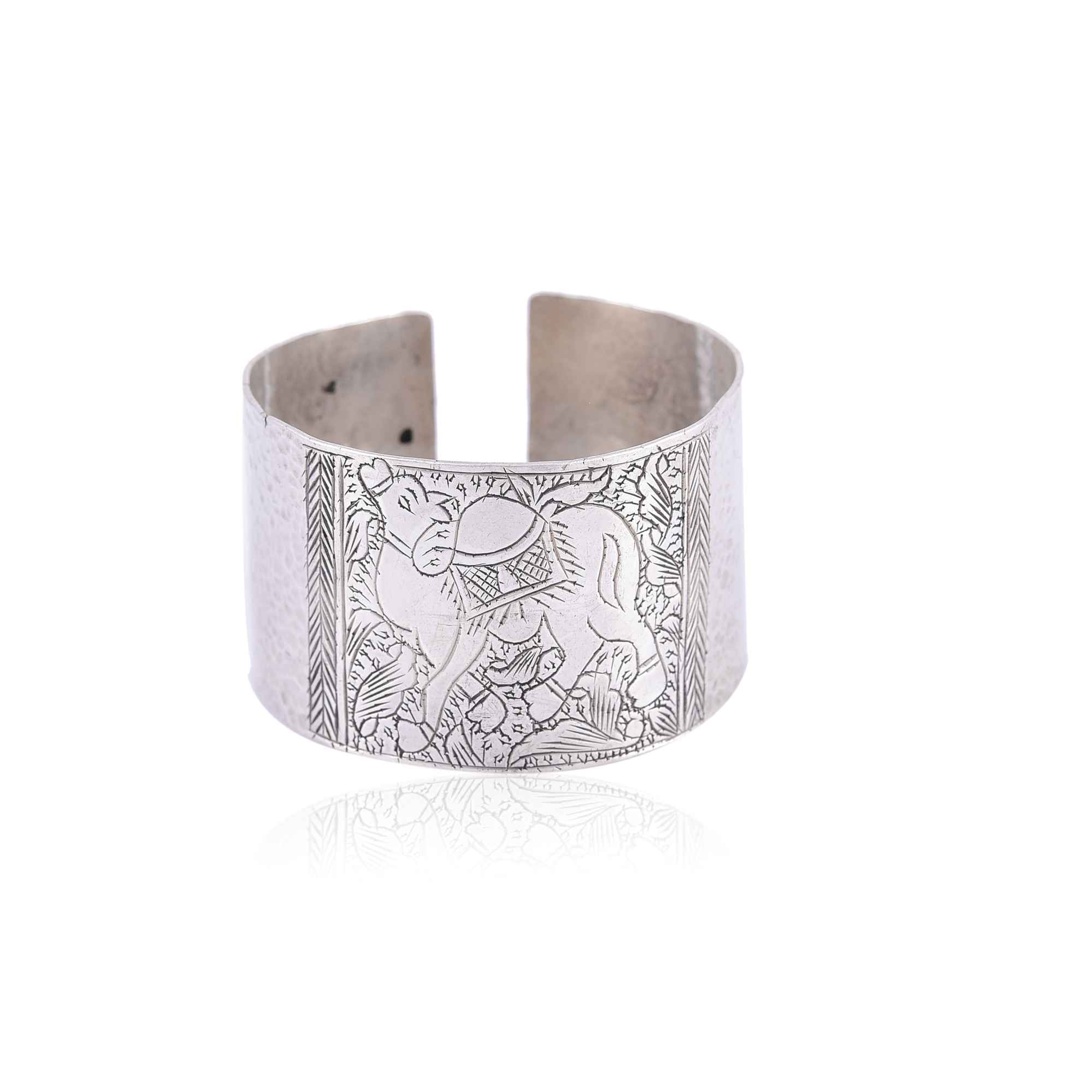 camel-engraved-silver-cuff-bangle-sku-7500