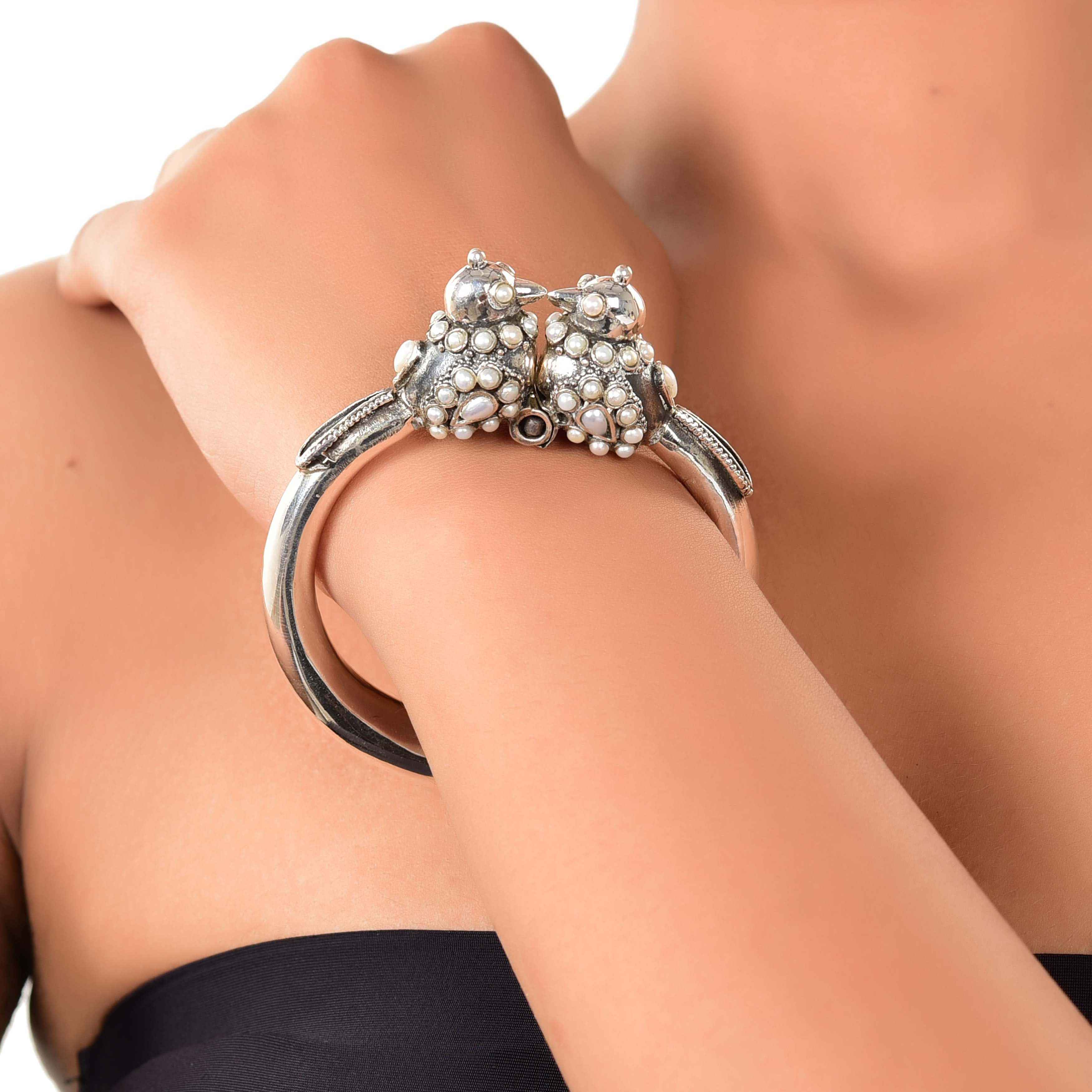 pearl-two-birds-bangle-sku-6125