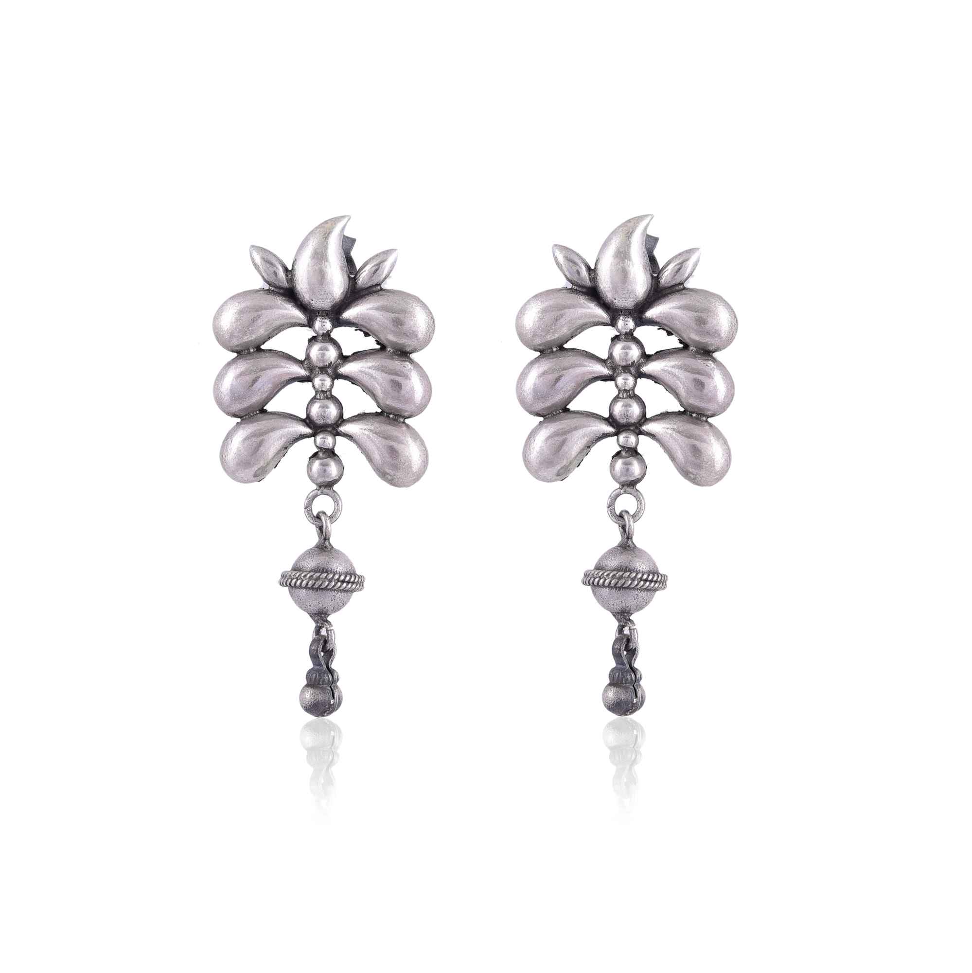 silver-earring-sku-7534