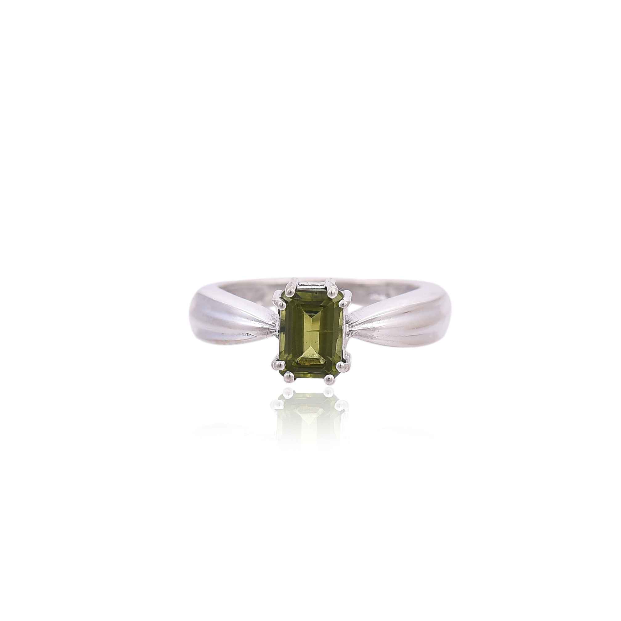 925 Sterling Silver Peridot Ring :SKU4319