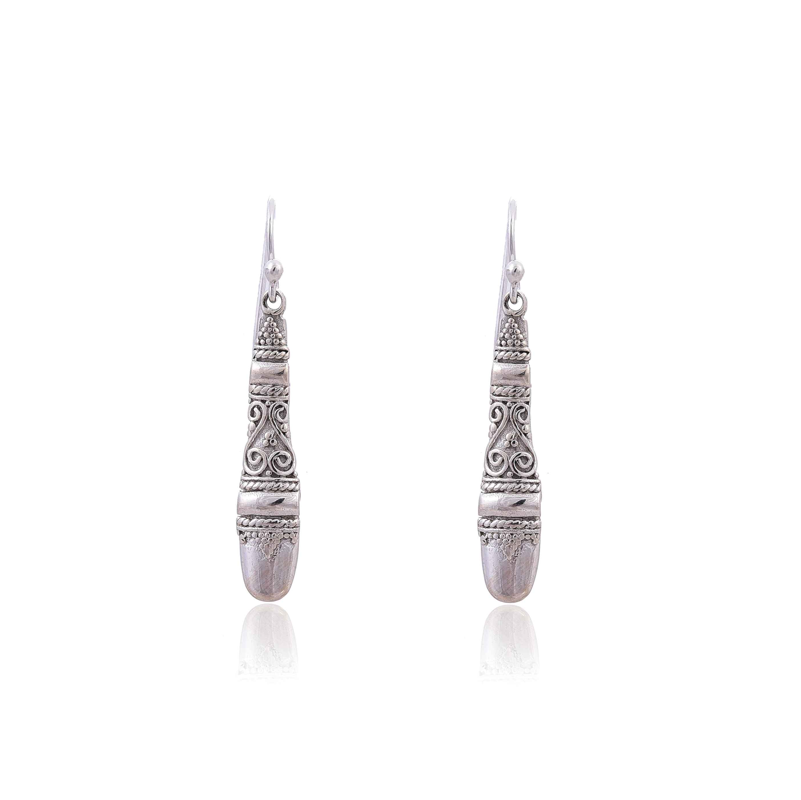 925 Silver Earring :SKU4066