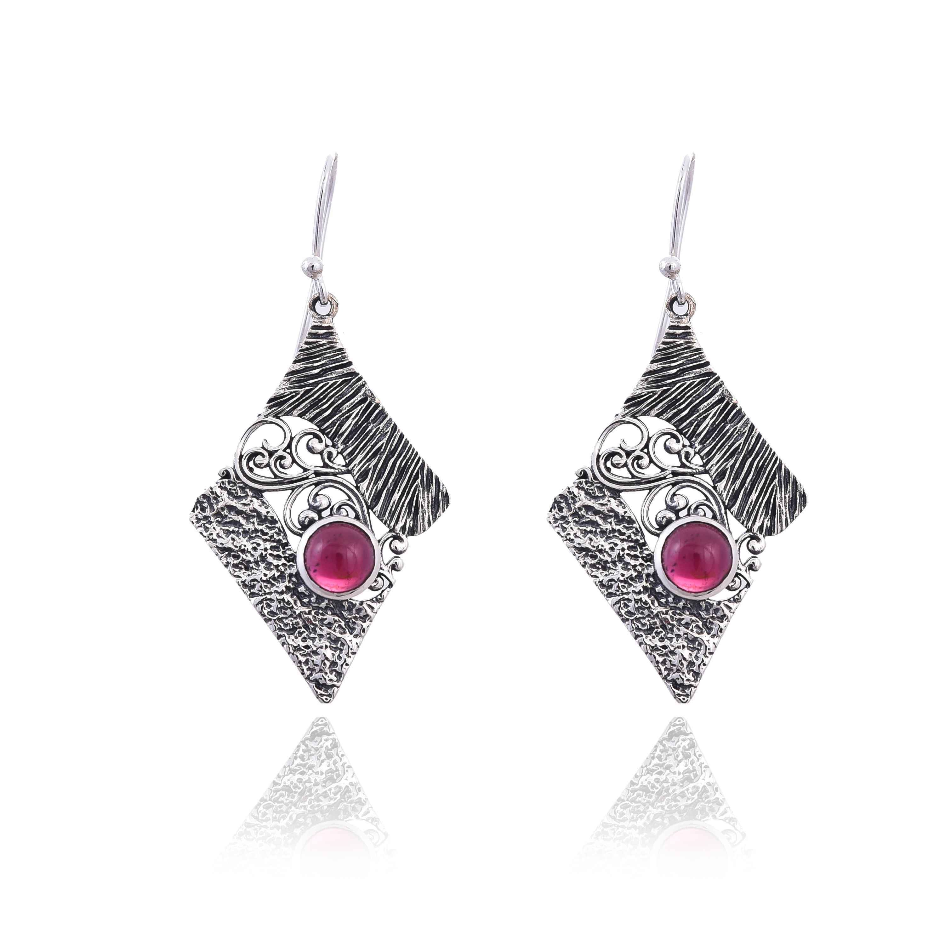 925-silver-garnet-earring-sku-4193