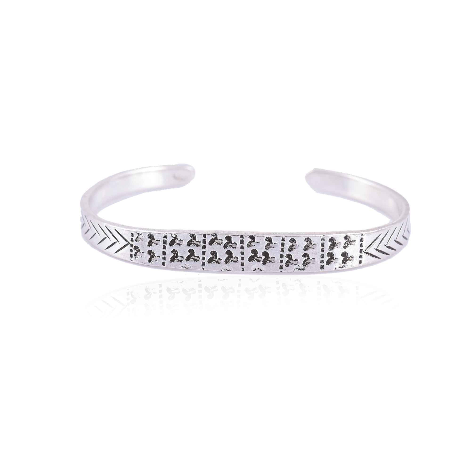 Silver narrow cuff bangle