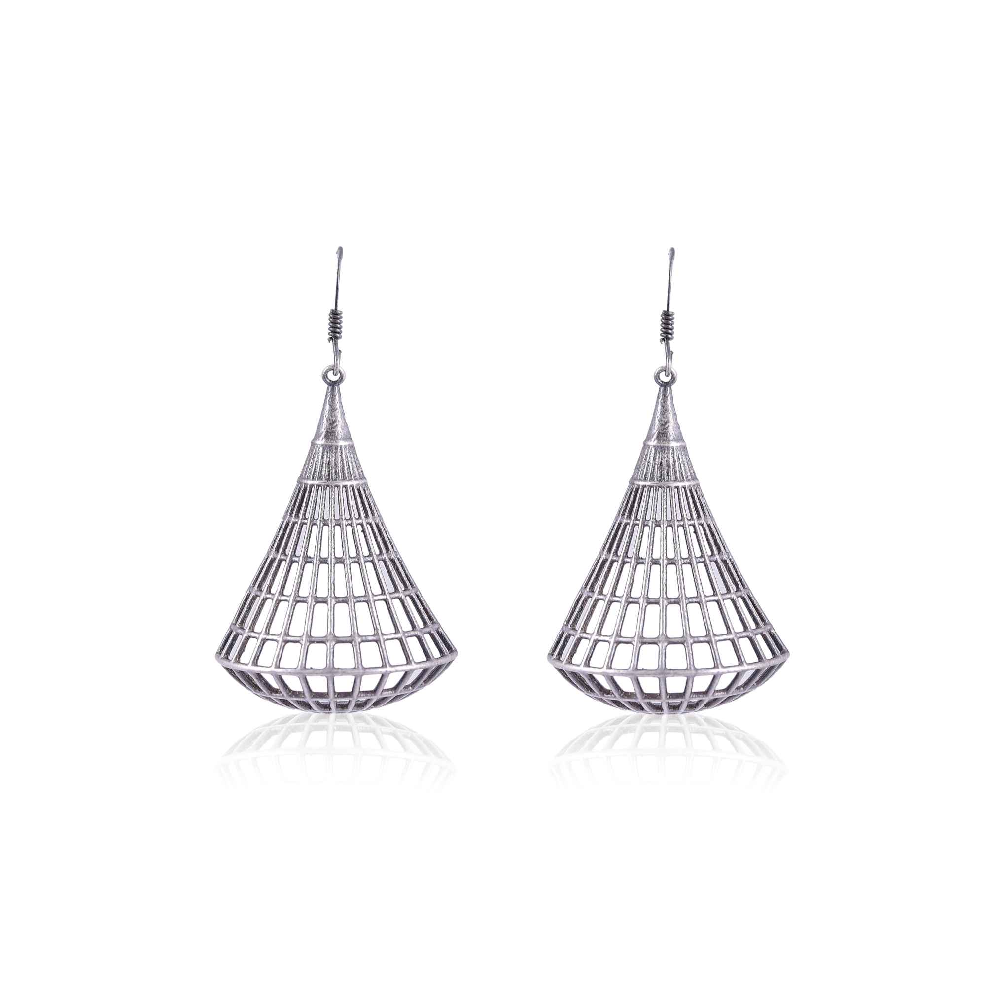 Hanging silver earring