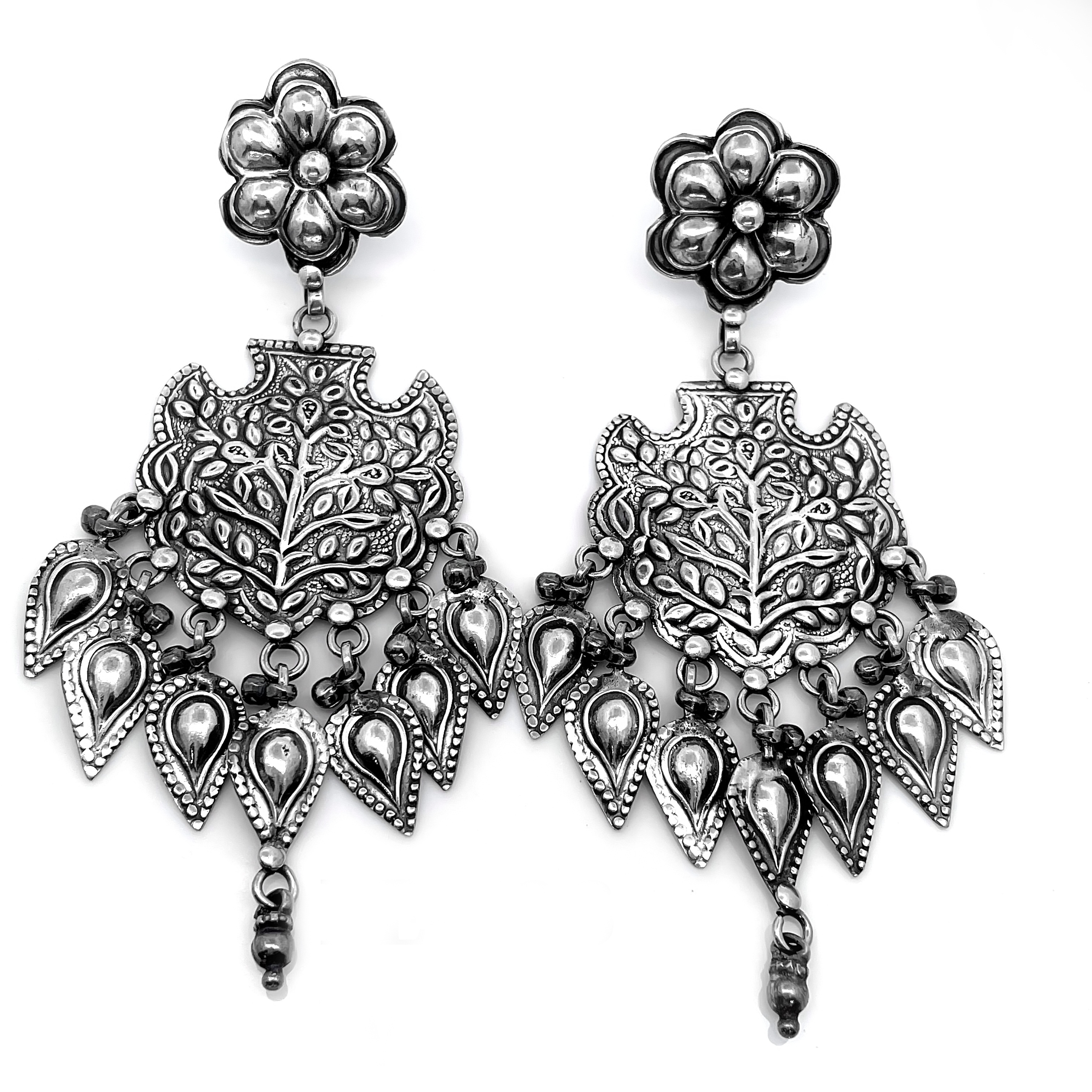 925 Sterling Silver Traditional Oxidized Floral Leaf Drop Earrings